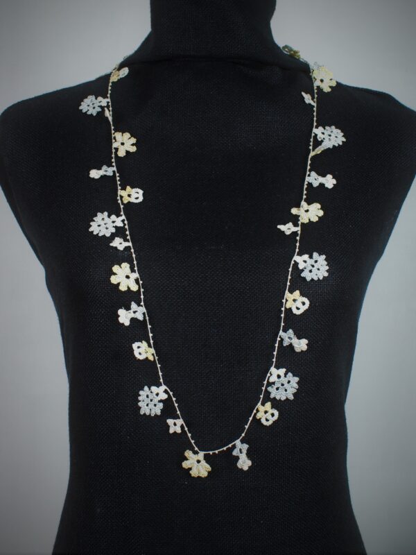 COLLANA LUNGA IN filo DI SETA LAVORATA A MANO GARODESIGNERS