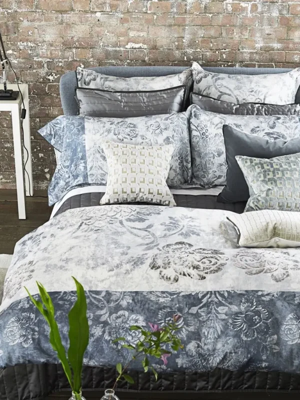 SET COPRIPIUMINO E 2 federe DAMASCO GRAPHITE DESIGNERS GUILD