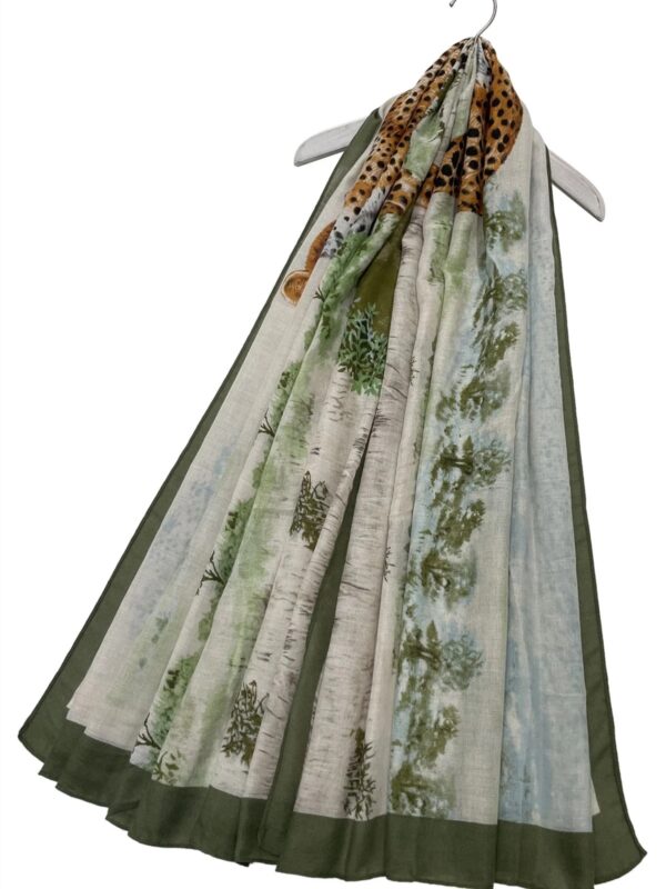 FOULARD con stampa WILD LEOPARD